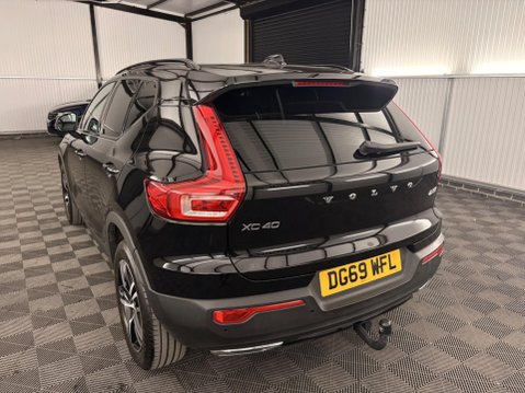 Volvo XC40 2.0 D3 R-Design Euro 6 (s/s) 5dr 52