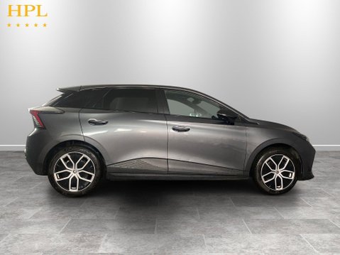 MG MG4 64kWh Trophy Long Range Hatchback 5dr Electric Auto (203 ps) Alloys - Air C 8