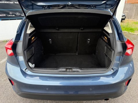 Ford Focus 1.0T EcoBoost Zetec Euro 6 (s/s) 5dr 22