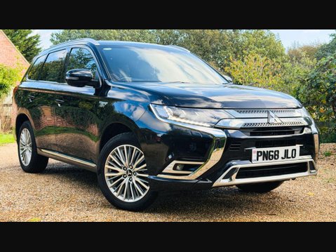 Mitsubishi Outlander 2.4h TwinMotor 13.8kWh 4h SUV 5dr Petrol Plug-in Hybrid CVT 4WD Euro 6 (s/s 1