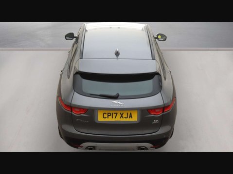 Jaguar F-Pace 3.0 F-PACE V6 S AWD D Auto 4WD 5dr 8