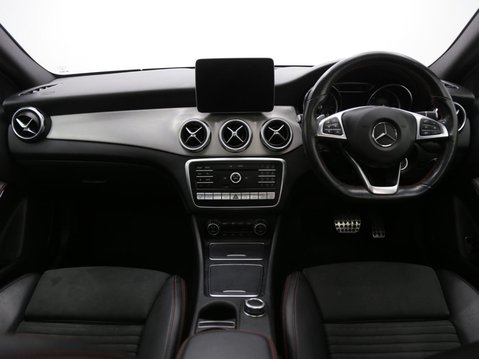 Mercedes-Benz GLA 2.0 GLA250 AMG Line (Premium Plus) 7G-DCT 4MATIC Euro 6 (s/s) 5dr 9