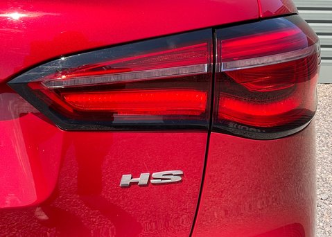 MG HS 1.5 T-GDI EXCLUSIVE 13