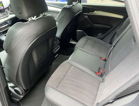 Audi Q5 2.0 Q5 S Line 40 TDI MHEV Quattro Semi-Auto 4WD 5dr 45