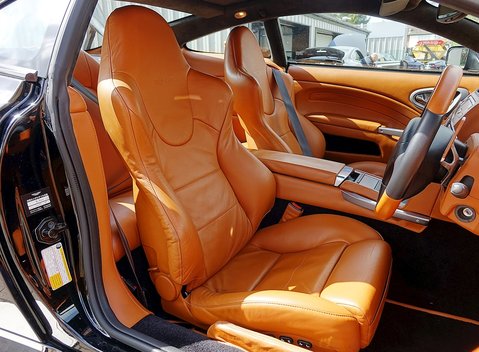 Aston Martin Vanquish S 15