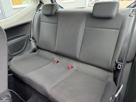 Volkswagen Up TAKE UP 21