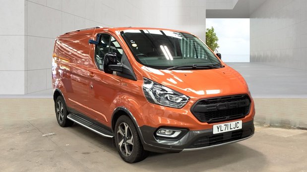 Ford Transit Custom AUTO SWB L1H1 Low Roof 300 Air Con Alloys Sensors Cam EURO 6 2