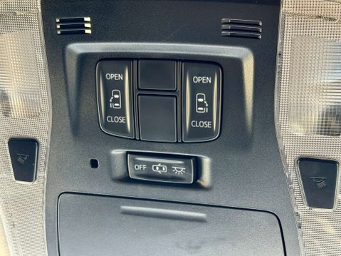 Toyota Vellfire 2.5 PETROL Z A EDITION 7 SEATS 61