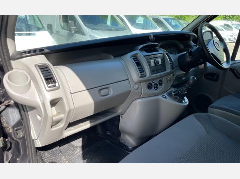 Vauxhall Vivaro 2.0 2700 CDTi FWD L1 4dr 30