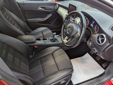Mercedes-Benz CLA Class 1.6 CLA 180 Sport 4dr 44