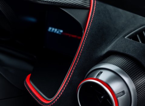 Ferrari 812 Competizione 25