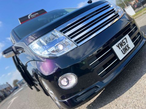 Nissan Elgrand 3.5+HIGHWAY STAR+GRADE 4+WARRANTED MILES 3