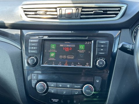 Nissan Qashqai DIG-T ACENTA PREMIUM DCT 12
