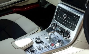 Mercedes-Benz SLS AMG 17