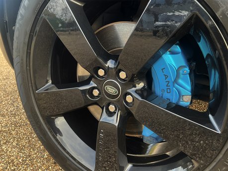 Land Rover Defender V8 41