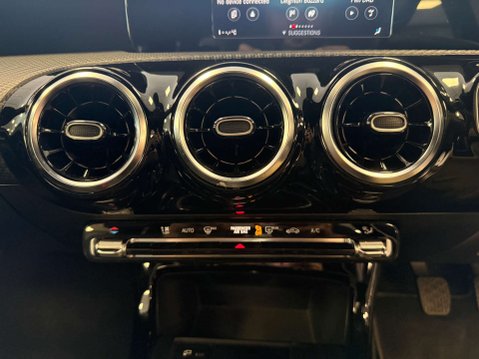 Mercedes-Benz A Class 1.3 A 180 SE 5dr 31