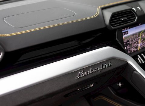 Lamborghini Urus 23