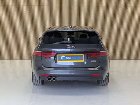 Jaguar XF 2.0 XF R-Sport D AWD Auto 4WD 5dr 22