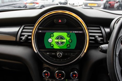 Mini Cooper Hatchback 1.5 Cooper Sport II 3dr 21