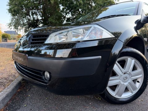 Renault Megane 1.6 VVT Oasis 5dr 43