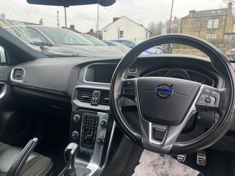 Volvo V40 T2 R-DESIGN NAV 10