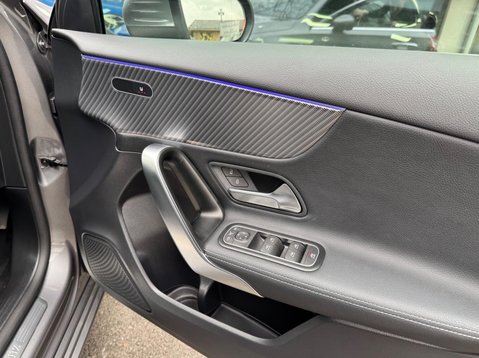 Mercedes-Benz A Class A 180 SPORT EXECUTIVE MHEV 22