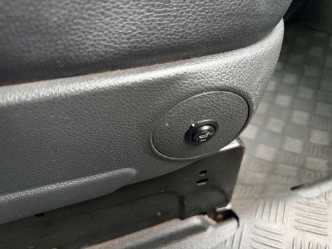 Mercedes-Benz Vito 2.1 Vito 116 CDi Dualiner 5dr 22