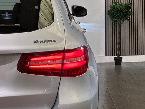 Mercedes-Benz GLC 2.0 GLC250 AMG Line (Premium Plus) G-Tronic+ 4MATIC Euro 6 (s/s) 5dr 52