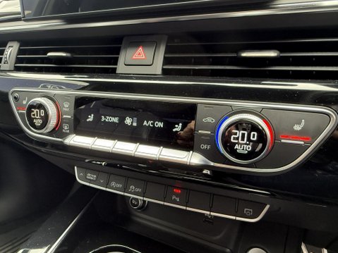 Audi A4 2.0 TDI 40 Black Edition Estate 5dr Diesel S Tronic quattro Euro 6 (s/s) (1 48