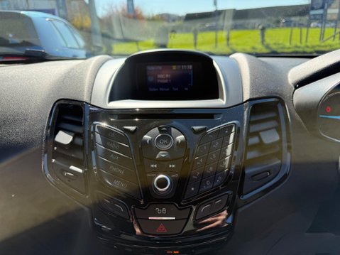 Ford Fiesta 1.25 Zetec Euro 6 3dr 28