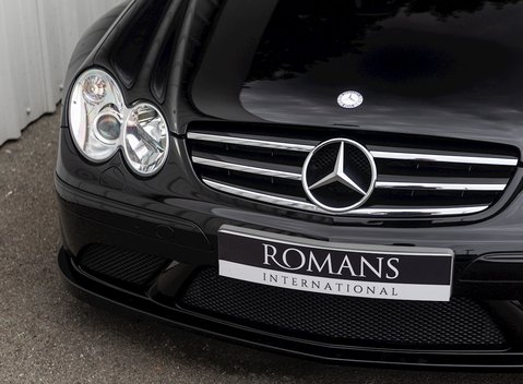 Mercedes-Benz CLK AMG Black Series 21