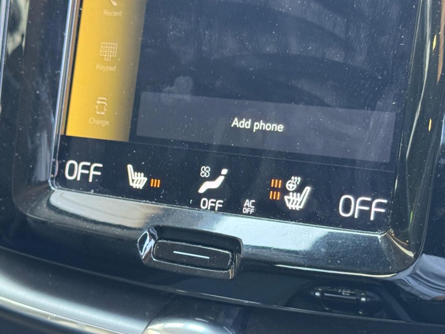2018 Volvo XC60 — image 13