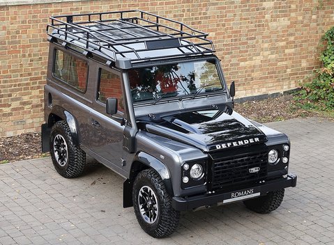 Land Rover 90 Adventure 30