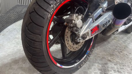 Honda CBR CBR 918 1996 CLASSIC SPORTS BIKE PROJECT TRACK BIKE? 9