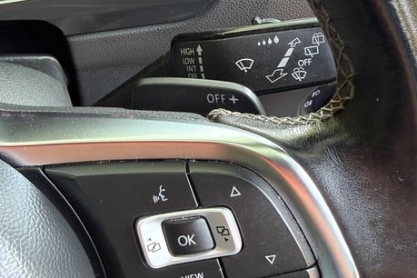 Volkswagen Tiguan R-LINE TECH TSI 4MOTION DSG 42