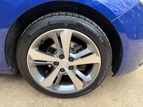 Peugeot 308 1.2 308 Tech Edition PureTech S/S 5dr 38