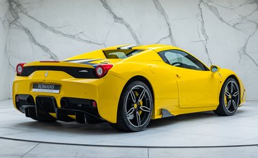 Ferrari 458 Speciale Aperta 15