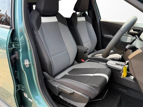 Vauxhall Frontera 83kW GS 44kWh 5dr Auto 18
