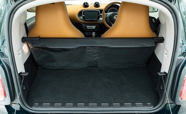 Smart Fortwo Coupe Racing Green Edition 33