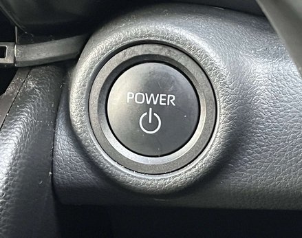 Toyota C-HR 1.8 C-HR Design HEV CVT 5dr 50