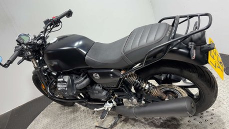 Moto Guzzi V7 853 STONE 2022 PROJECT BIKE SPARES OR REPAIR RETRO ROADSTER 24