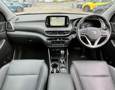 Hyundai TUCSON 1.6 Tucson Premium SE48v MHEV CRDi 2WD Semi-Auto 5dr 2
