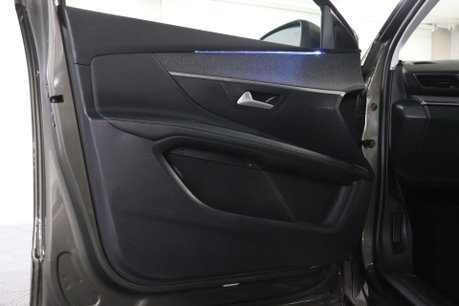 Peugeot 3008 S/S ALLURE 44