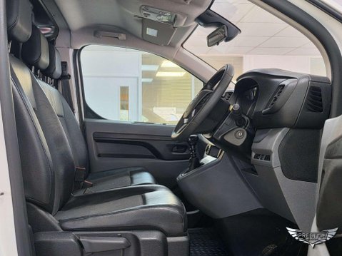 Vauxhall Vivaro 2.0 Turbo D 3100 Dynamic L2 H1 Euro 6 (s/s) 6dr 56