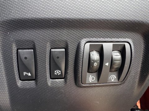 Renault Captur 1.5 dCi ENERGY Dynamique S Nav Auto Euro 6 (s/s) 5dr 25