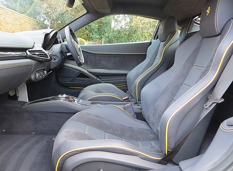 Ferrari 458 Italia 12