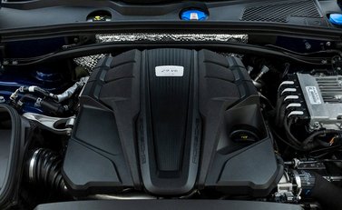 Porsche Macan GTS 28