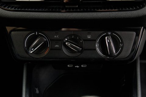 Skoda Fabia COLOUR EDITION MPI 33