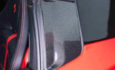 Ferrari 488 SPIDER 35