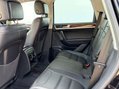 Volkswagen Touareg 3.0 Touareg V6 TSi Hybrid Auto 4WD 5dr 62